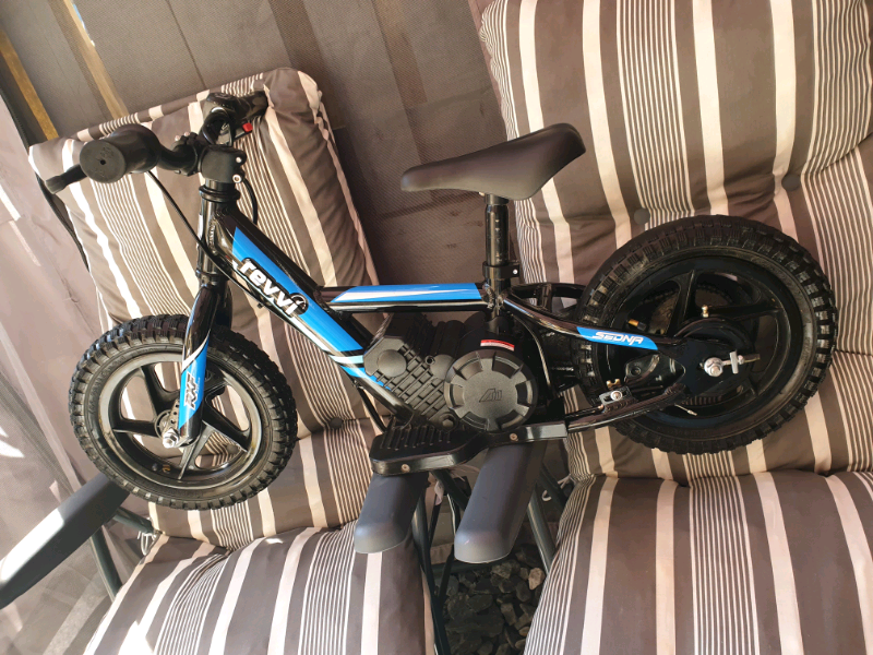 Revvi 12 inch electric ballance bike 